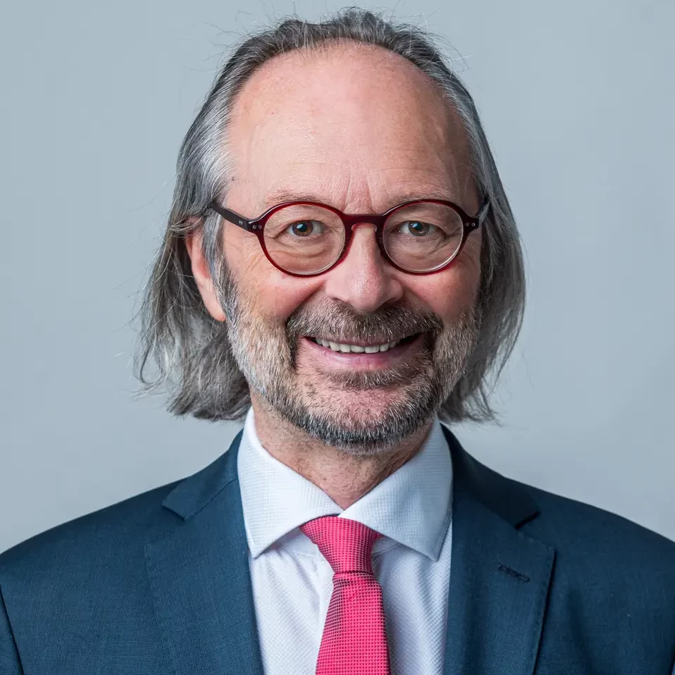 Speaker - Dr. Martin J.F.Steiner, MSc